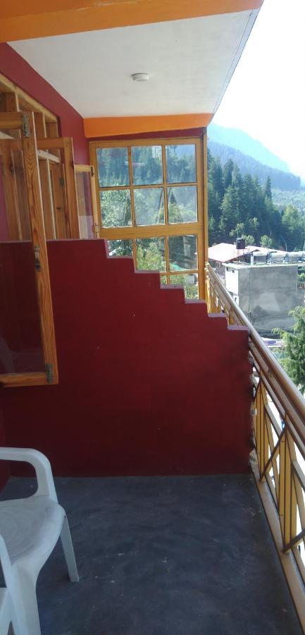 Rasta Cafe And Lodge Manali  Exterior photo